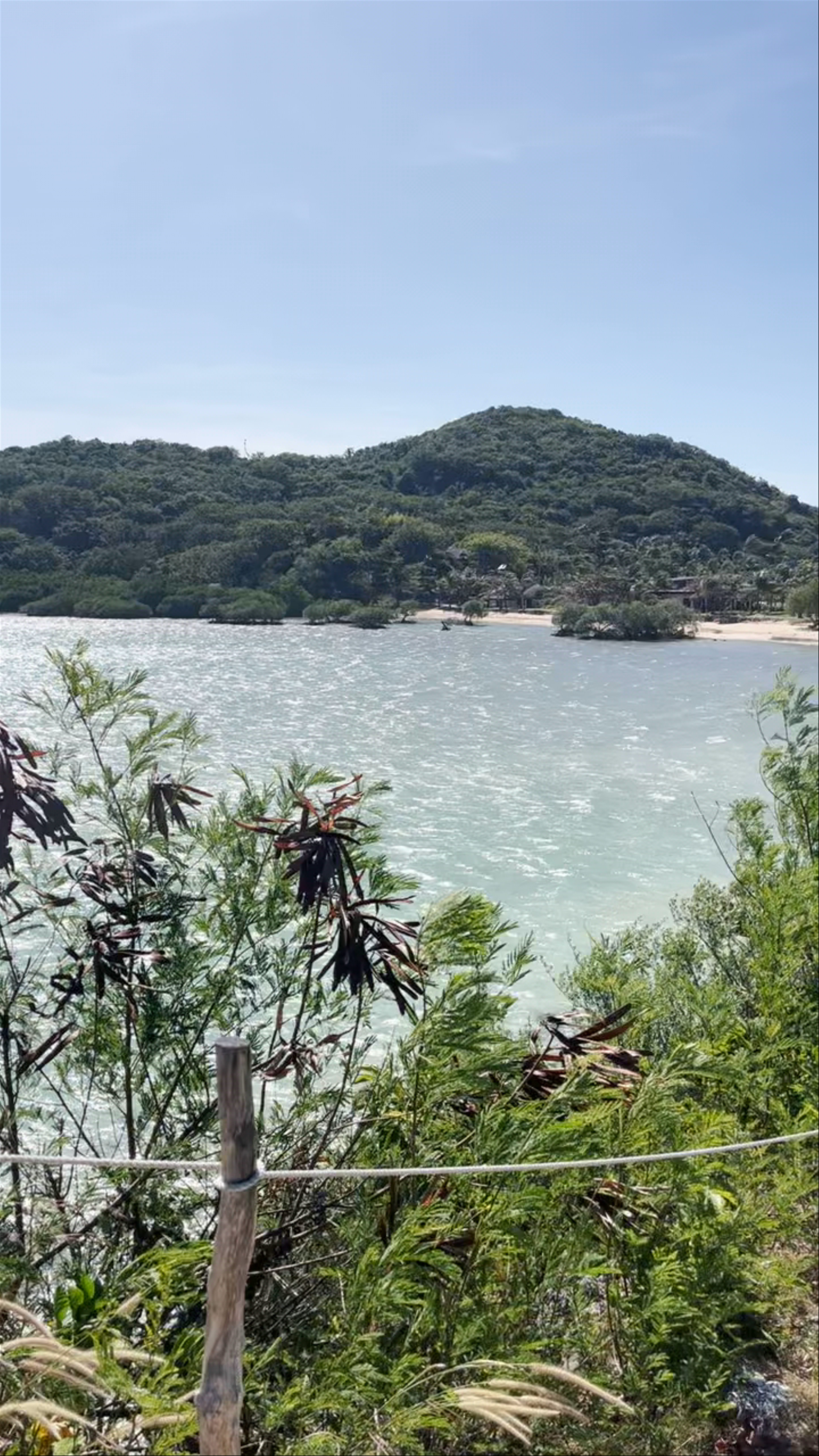 Bulog Dos Island: Serene Coastal Escape in Coron, Philippines