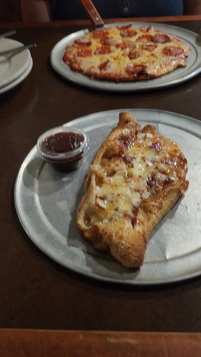 So Italian - Gluten-free pepperoni pizza, BBQ chicken canzone, and some amazing taste testers. - Italian Near Me - Brownsburg, Indiana