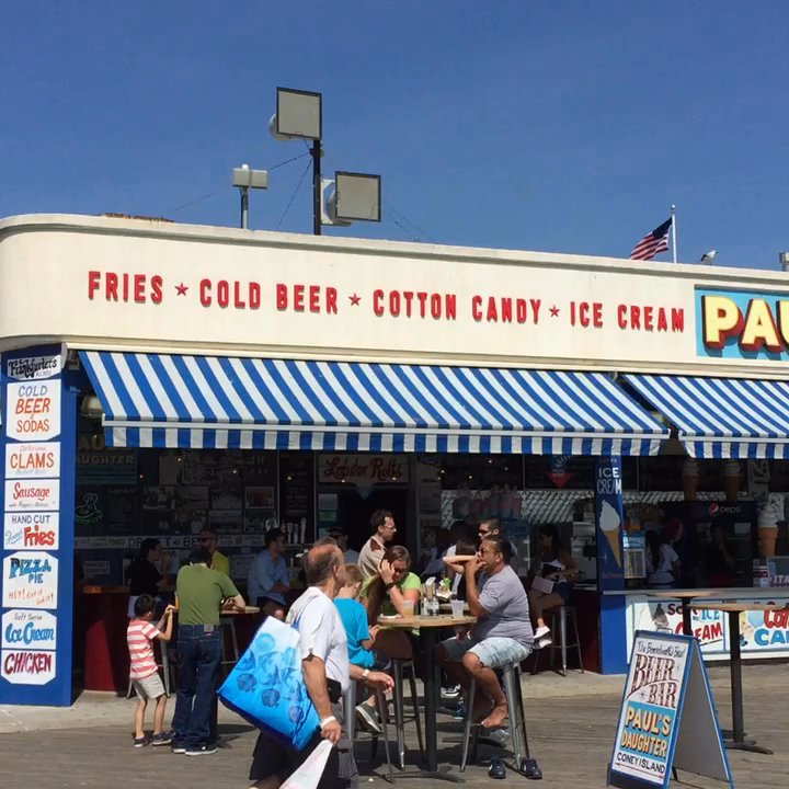 Cyclone Coaster - Amusement Parks Near Me - Brooklyn, New York