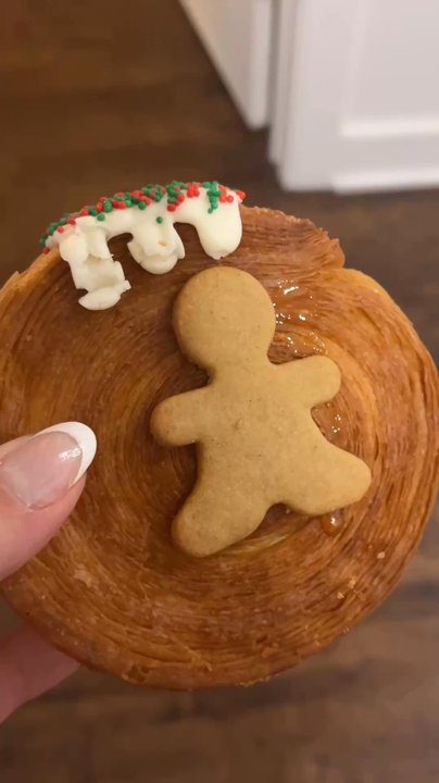 La Cave a Manger - Gingerbread Croissant - Bakeries Near Me - Montreal, Quebec