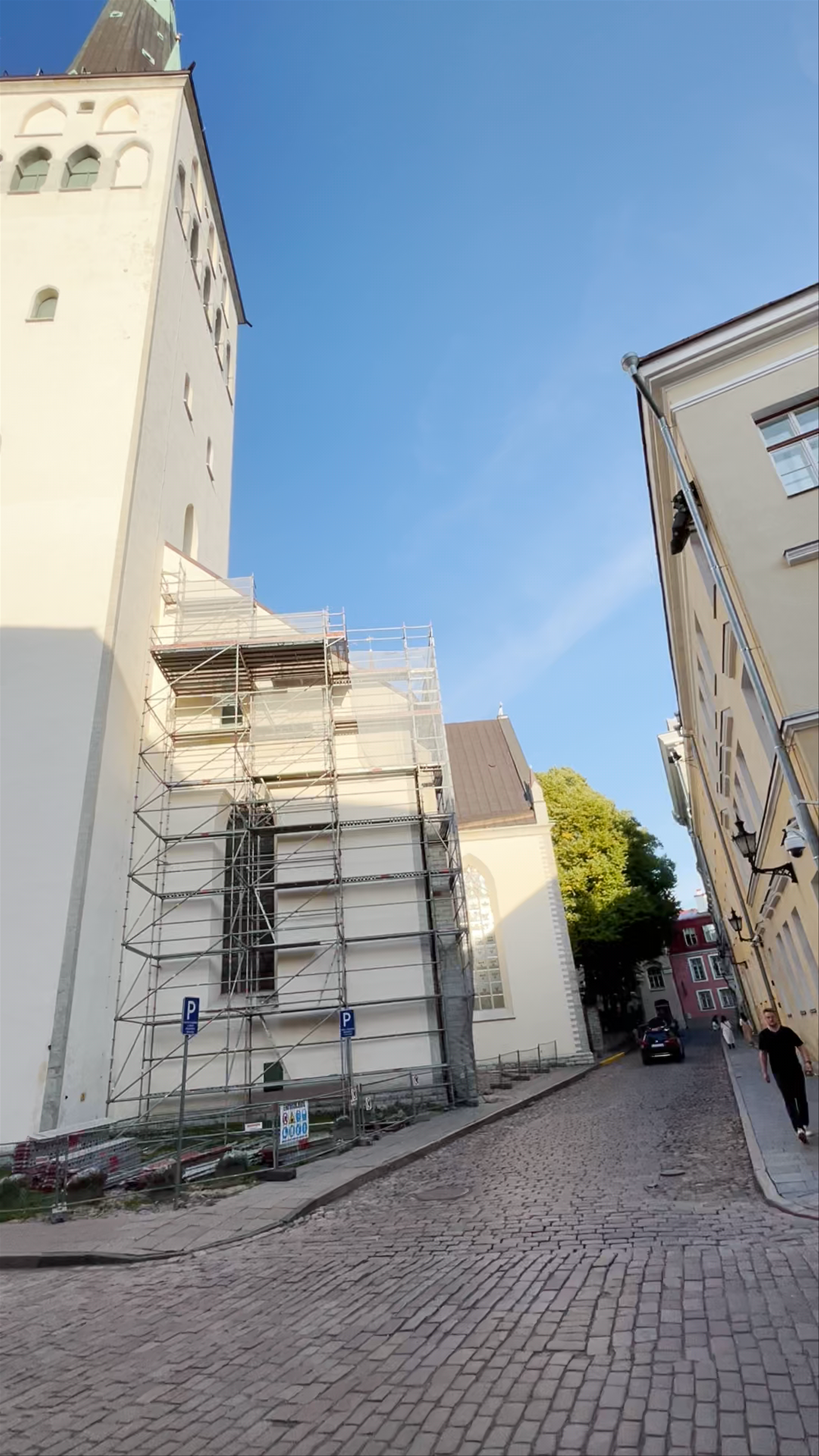 St Olaf's Church: Towering Gothic Landmark in Tallinn