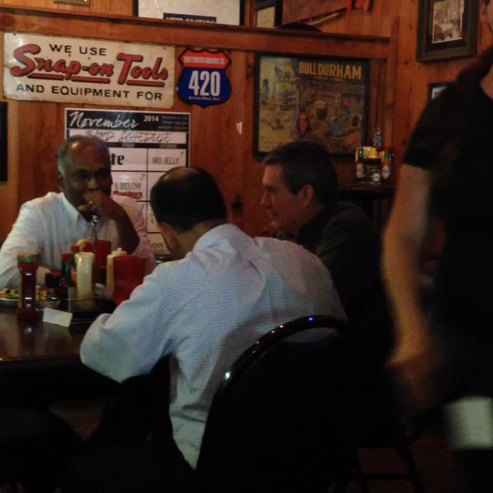 Rivershack Tavern - All kinds of awesome lunch food.  If you let the people decide, it has to be good!!! - Bars Near Me - Jefferson, Louisiana