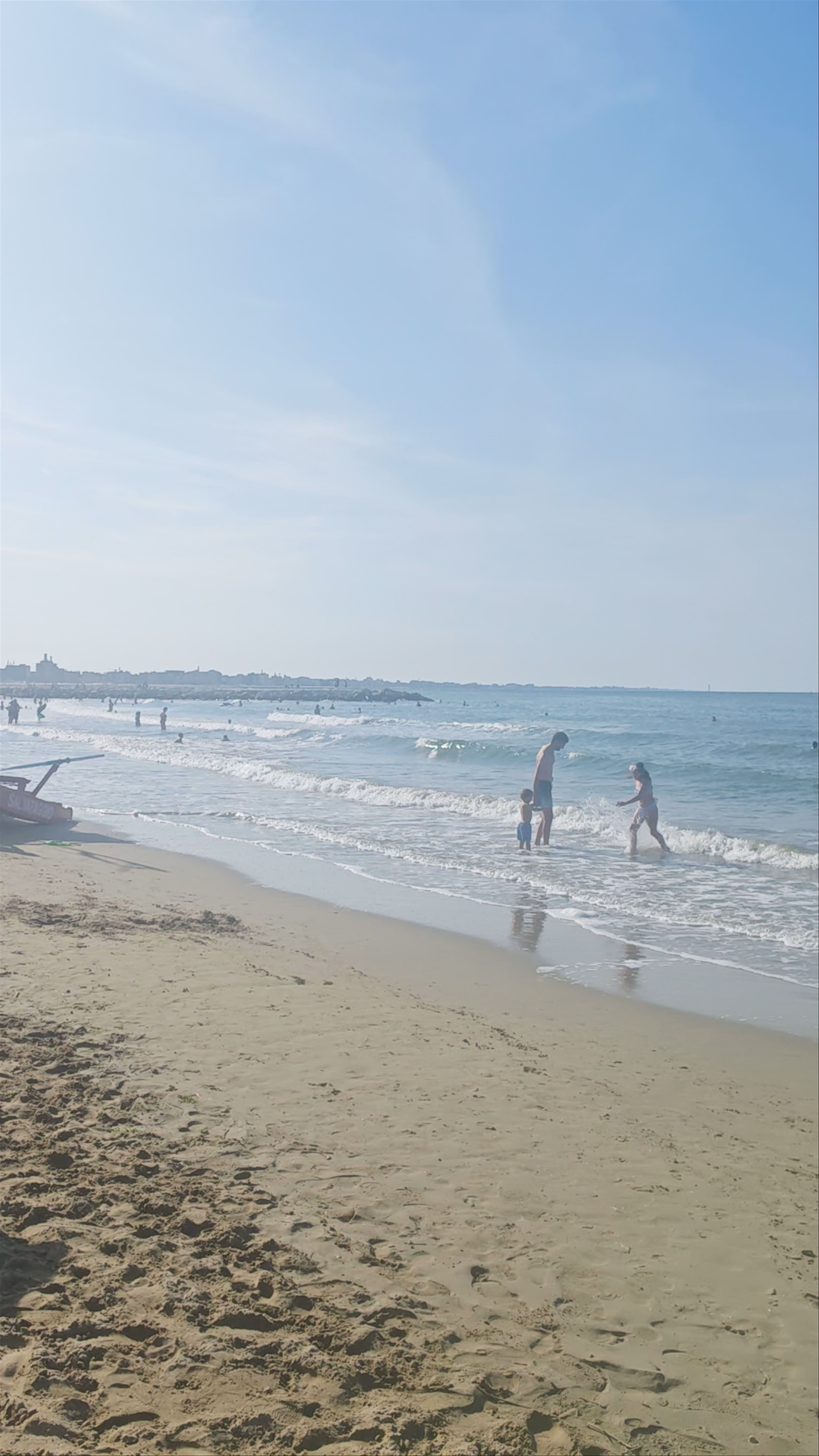Spiaggia libera di San Giuliano: Relaxing Beach Moments in Rimini, Italy