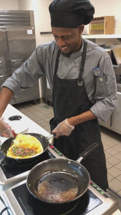 Mayo Clinic - Kendal makes one mean omelette.  Mayo has a great cafeteria. - Medical Centers Near Me - Jacksonville, Florida