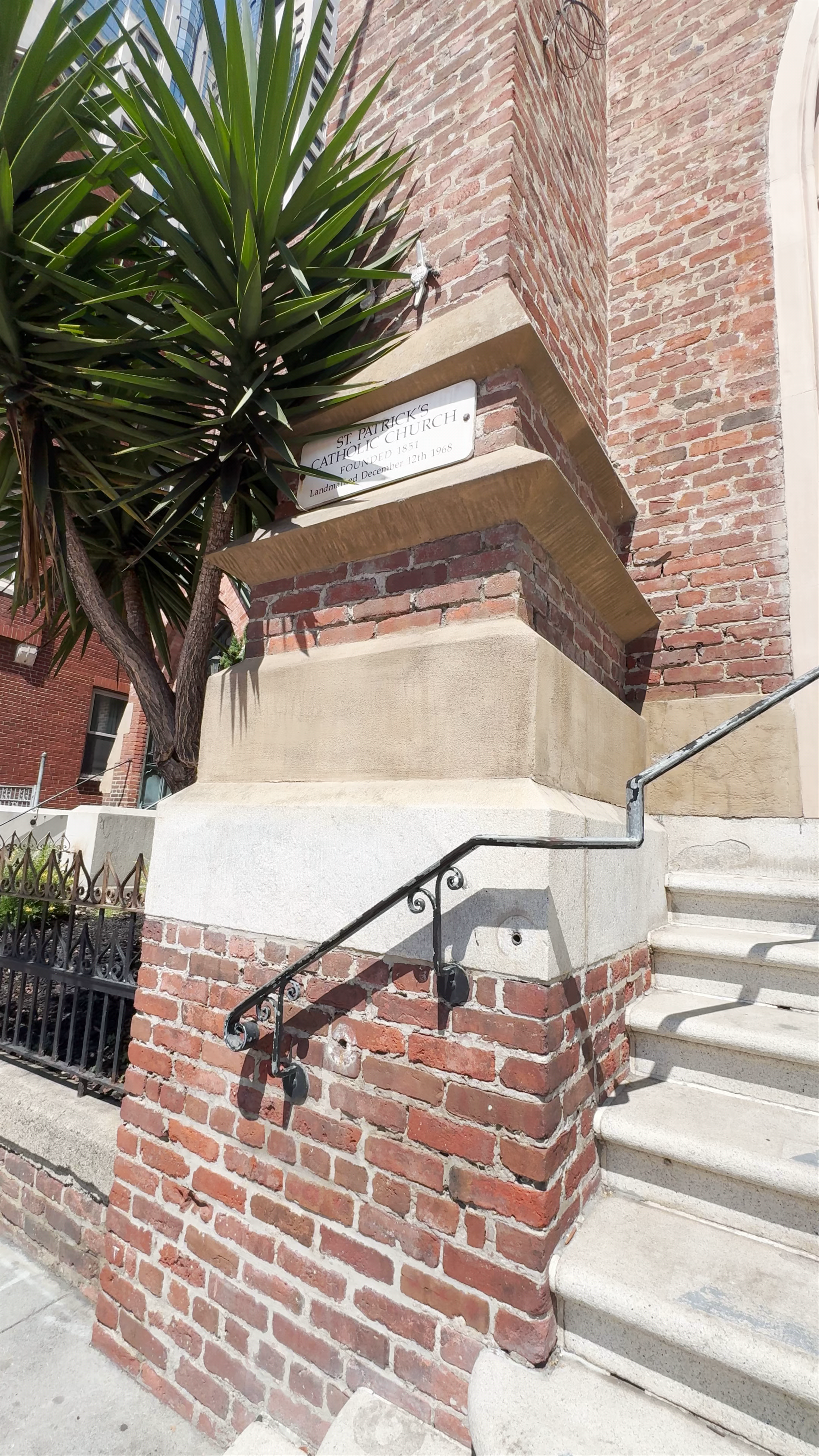 St. Patrick's Catholic Church San Francisco - Historic Urban Landmark Experience