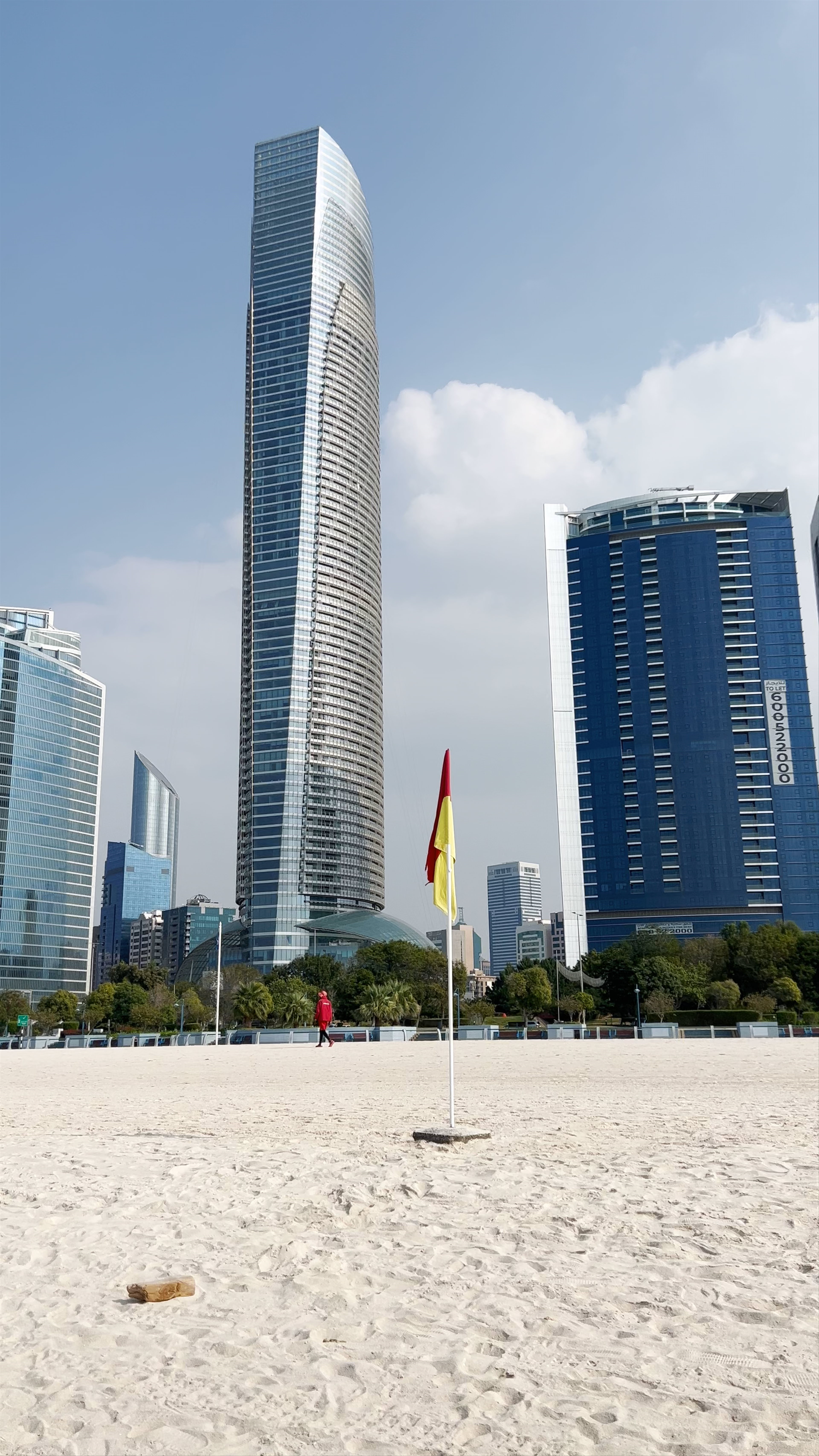 Corniche Beach: Urban Oasis and Skyline Serenity in Abu Dhabi