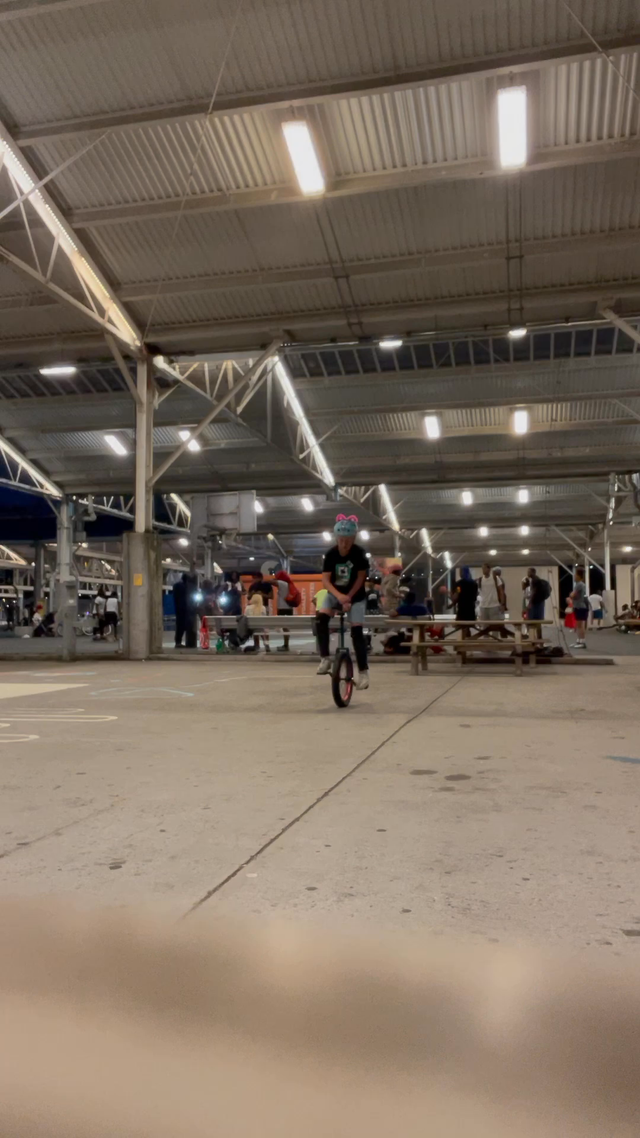 riu submission: 360 to outspin