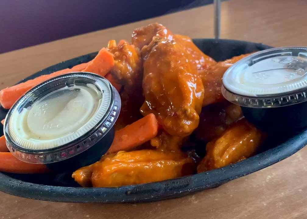Nimarcos Pizza - Westside - 10-piece Spicy Traditional Wings - Pizza Near Me - Flagstaff, Arizona