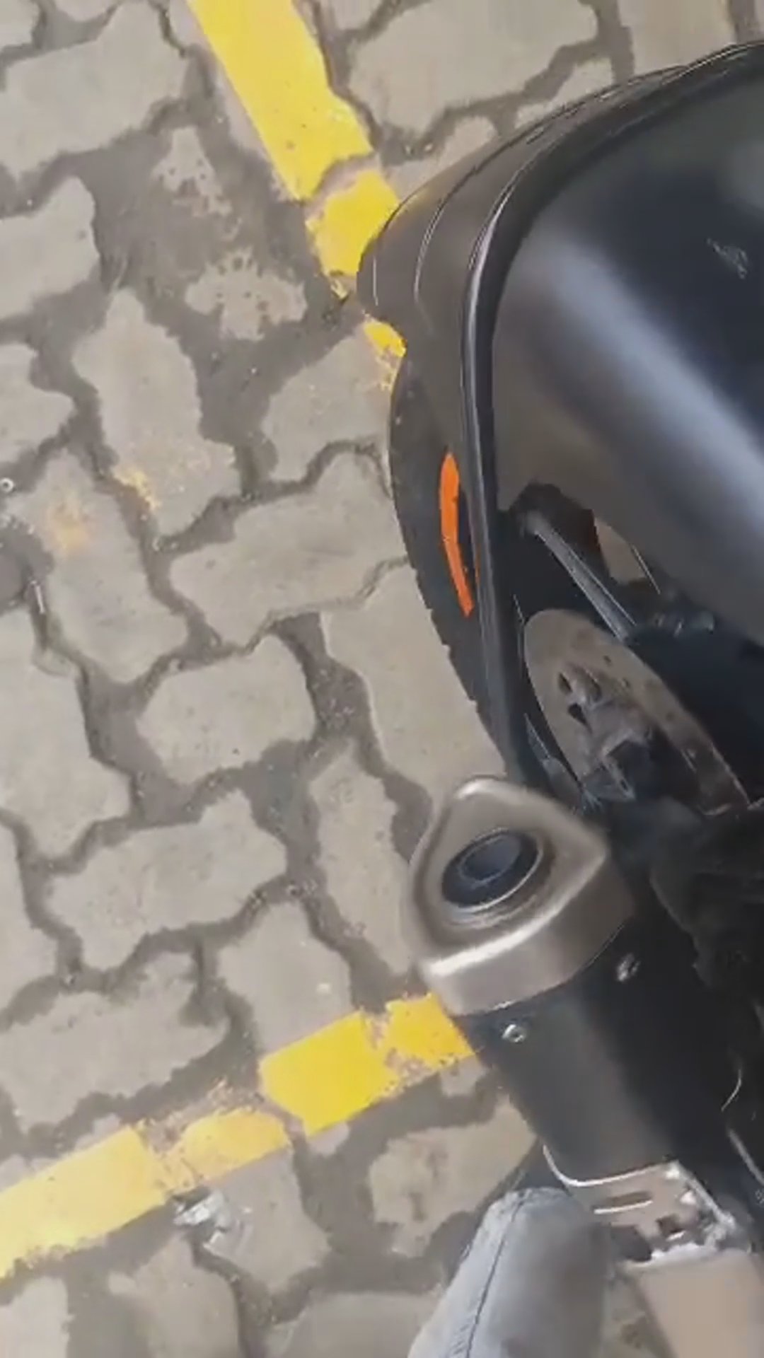 Walk-around video thumbnail