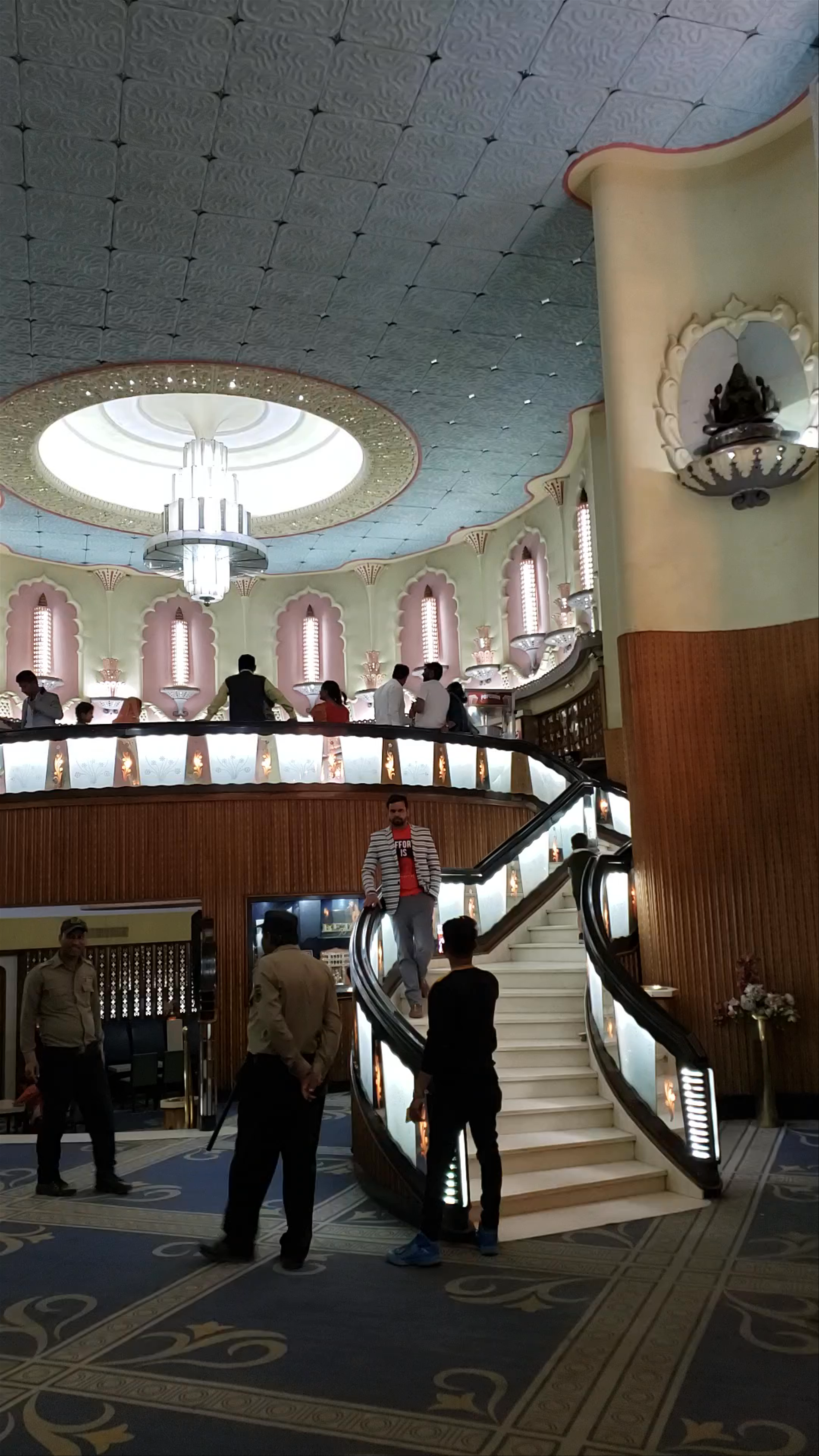 Raj Mandir Cinema: A Majestic Step Inside Jaipur's Iconic Movie Palace
