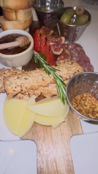 Old Line Kitchen & Wine Bar - Desserts Near Me - Columbia, Maryland