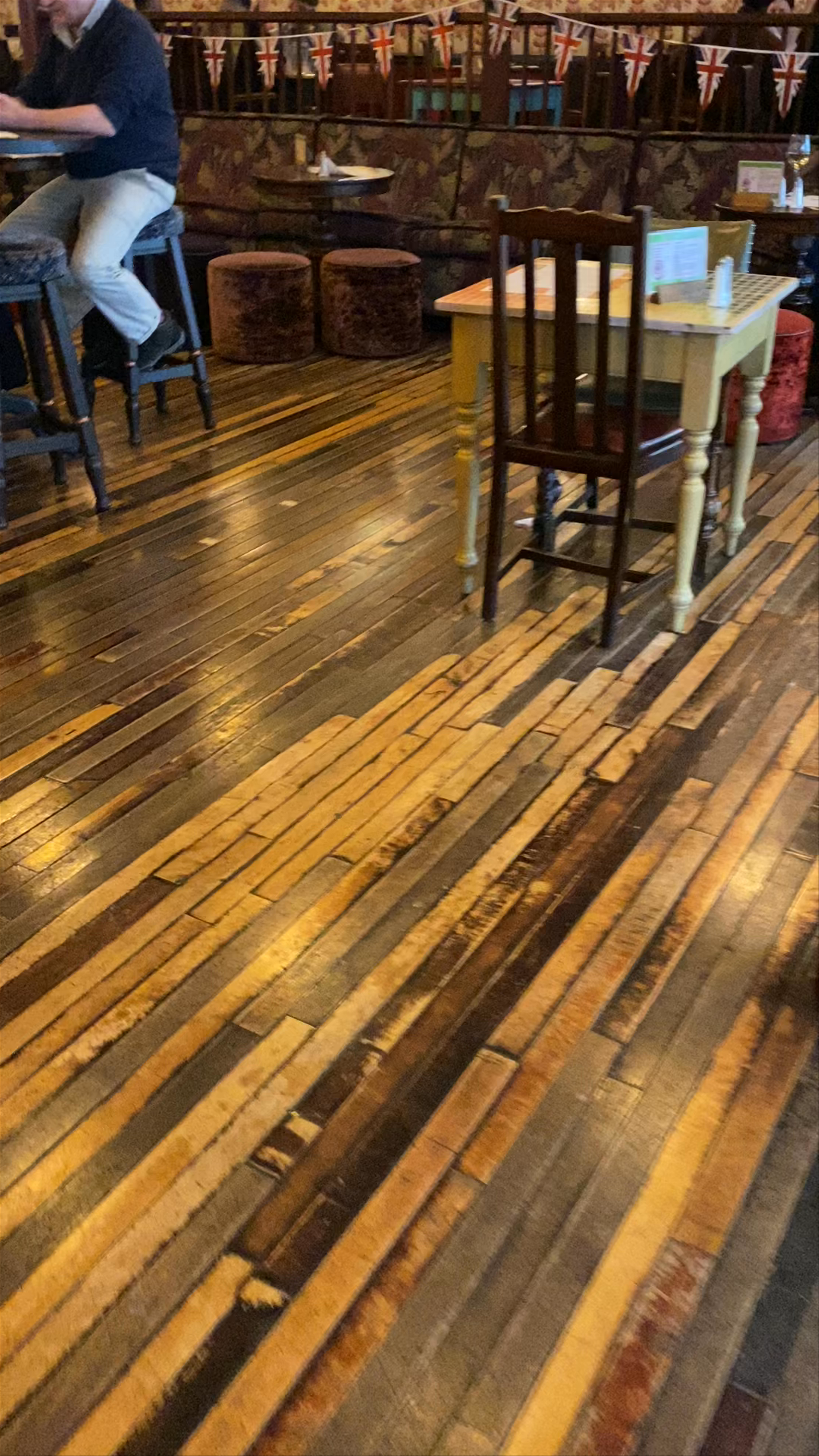 Cultivo Lounge: Warm Cozy Vibes in Letchworth Garden City Pub