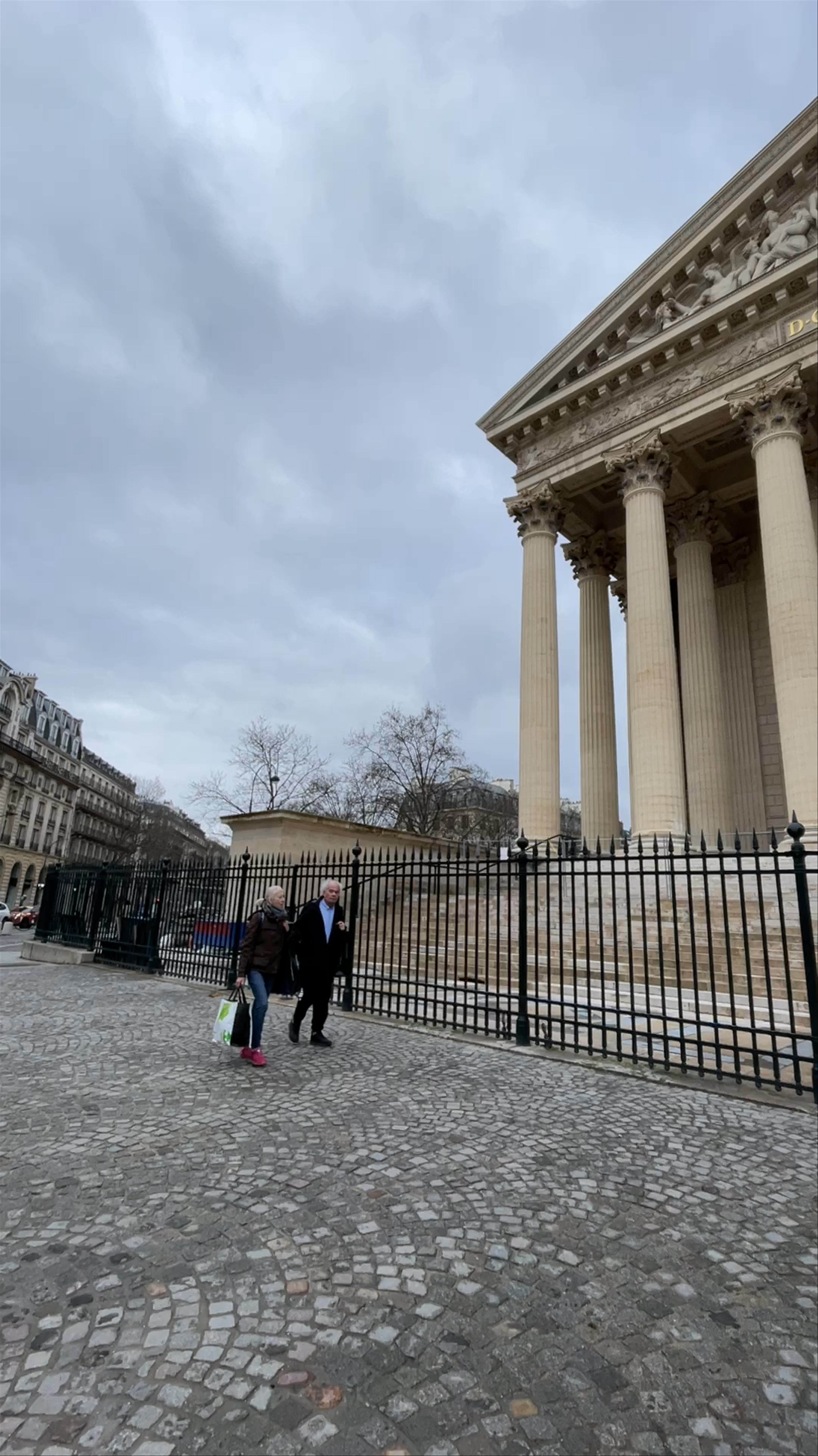 Église de la Madeleine: Majestic Neoclassical Landmark in Paris