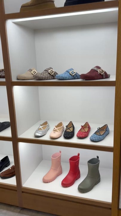 Coach Outlet - Leather Goods Near Me - San Ysidro, California