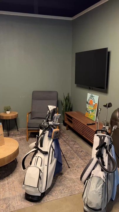 The Swingeasy - One of the bays - Golf Near Me - Costa Mesa, California