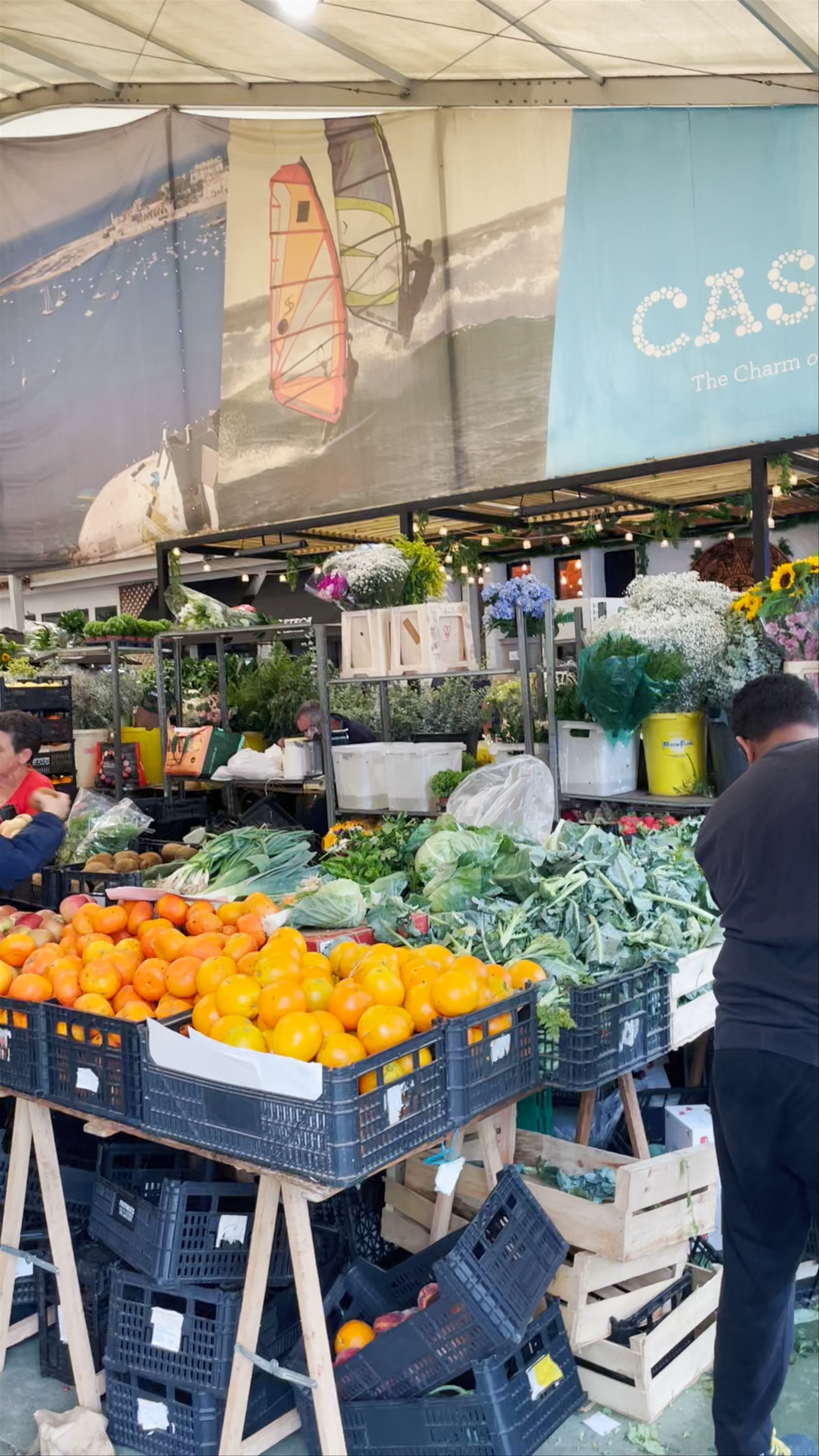 Cascais Mercado Municipal: Fresh Local Flavors & Vibrant Market Life