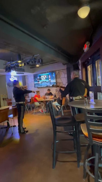 Cafe Ole - Mariachi band, very talented! - Mexican Near Me - San Antonio, Texas