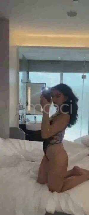 Lhara Singapore Escort Video #19102