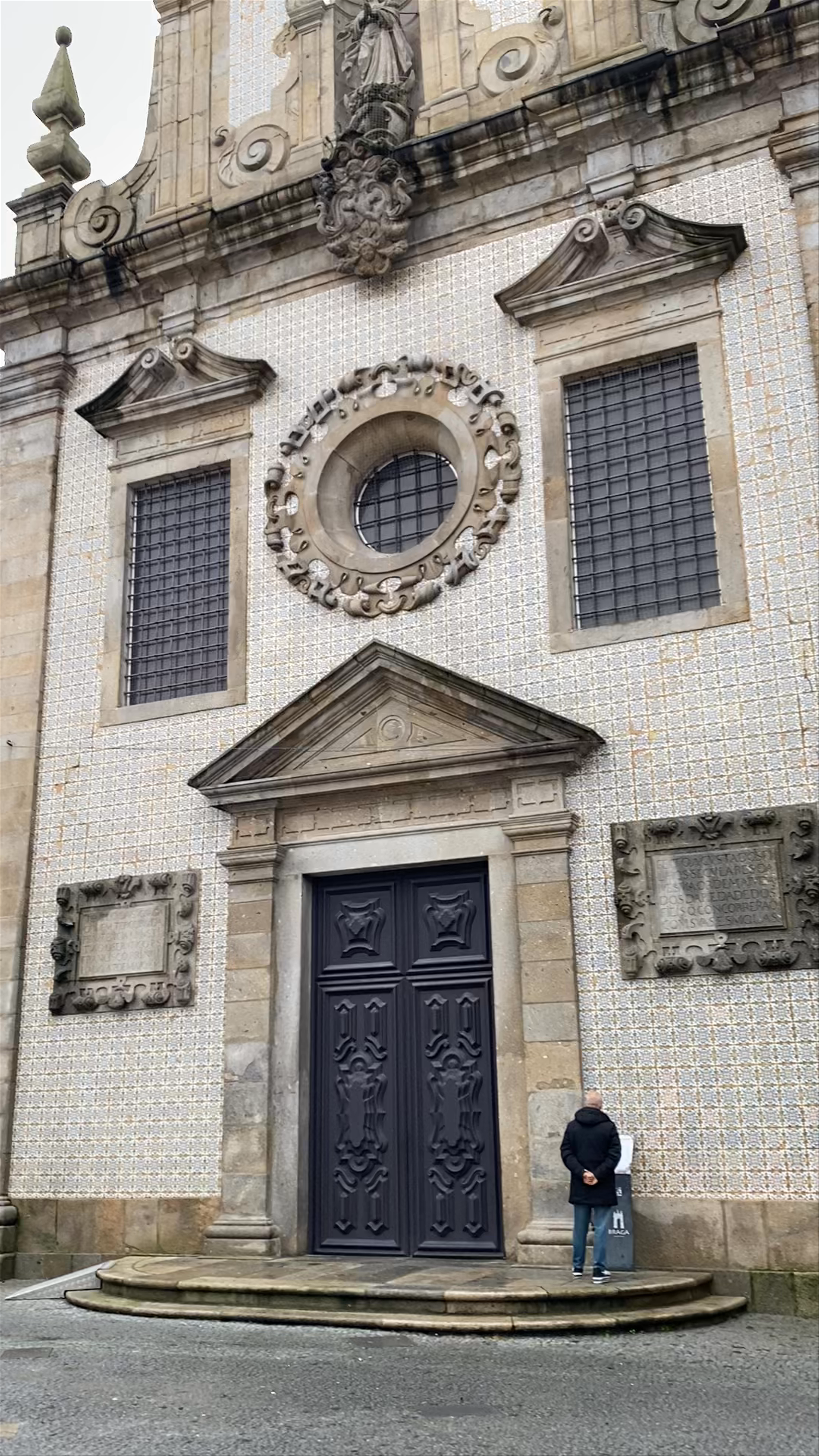 Iglesia de la Orden Tercera: Historic Charm in Braga, Portugal