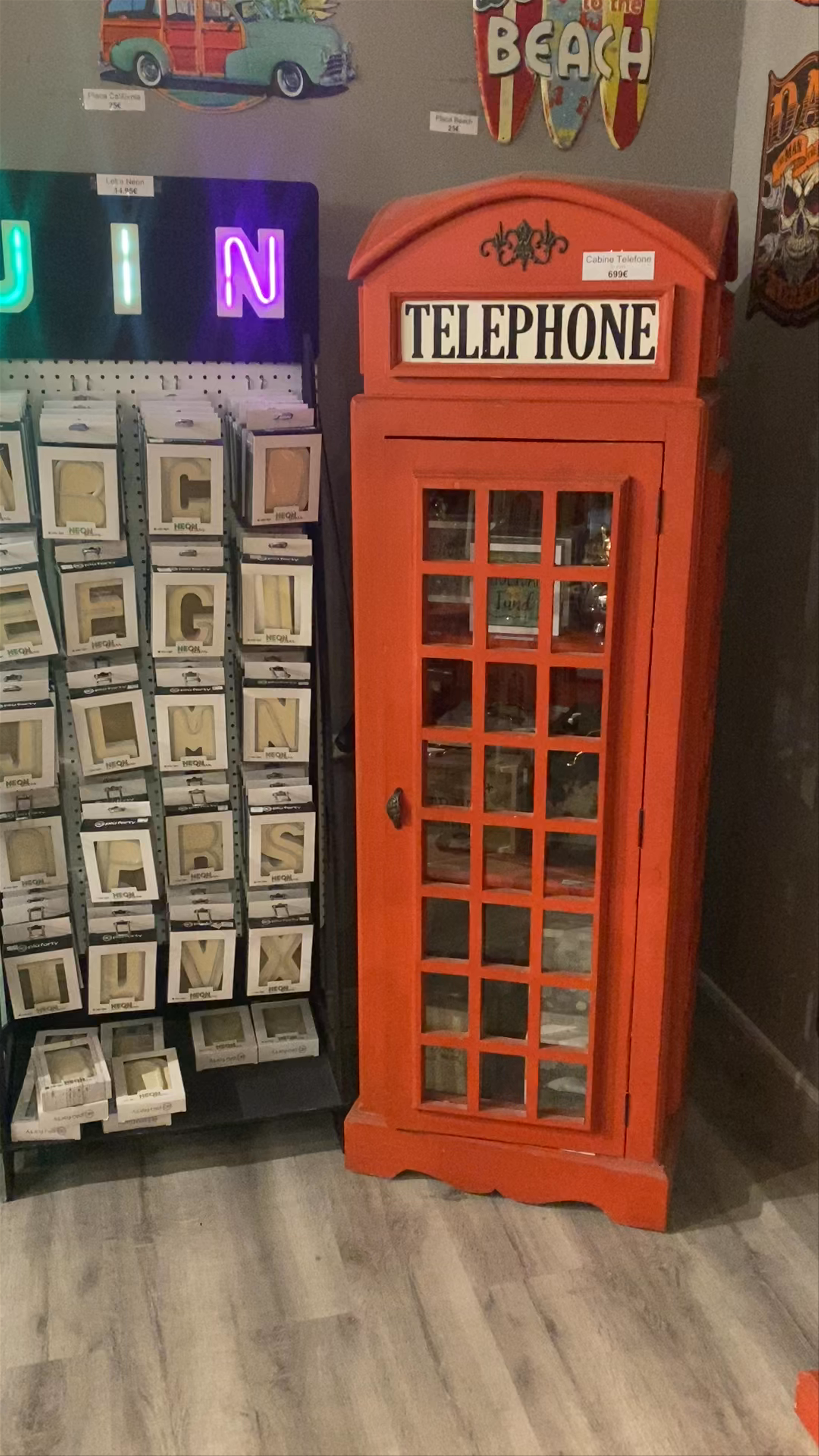 Vintage Charm at Bairro Arte in Lisbon: Retro Collectibles & Quirky Finds
