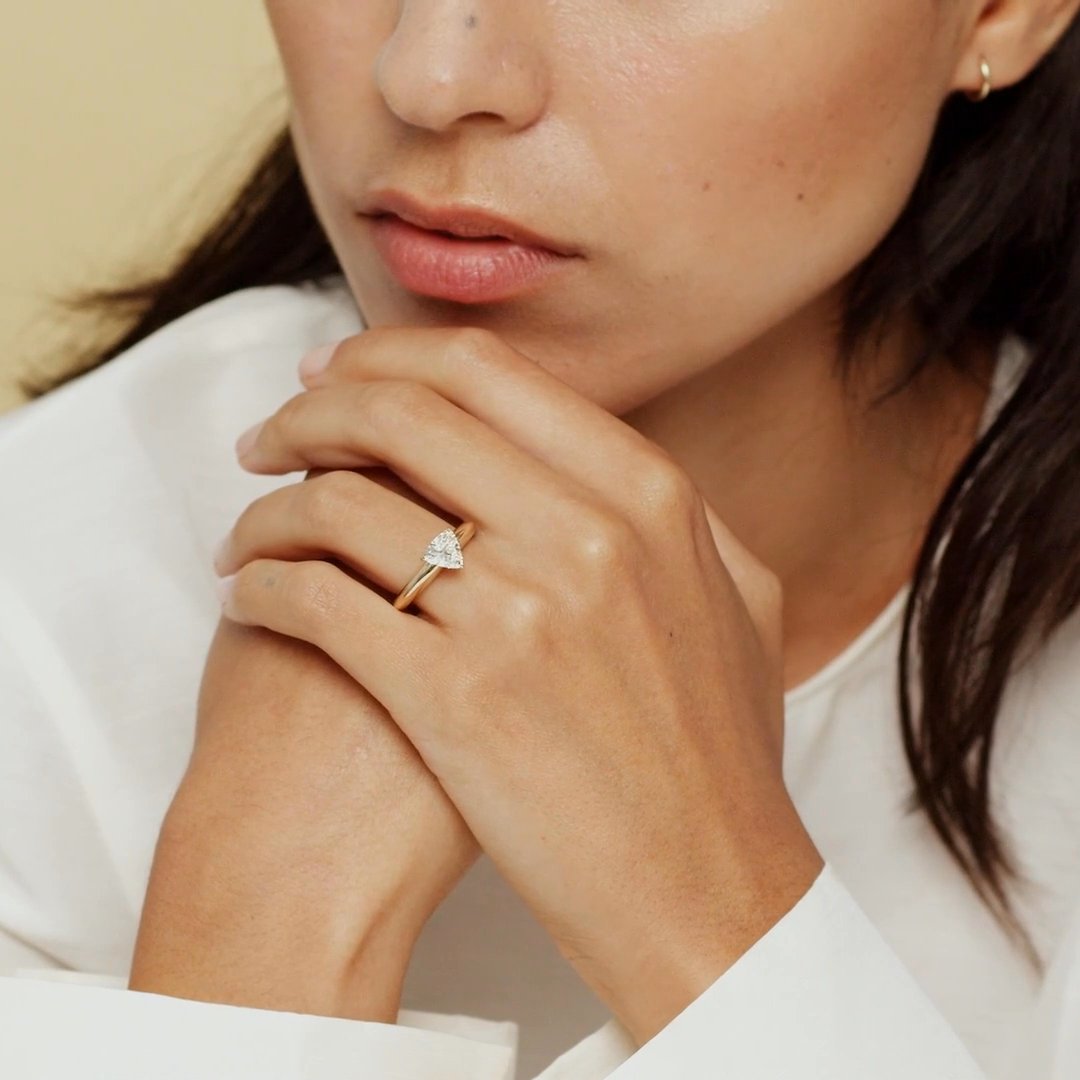 The Curator | Trillion | Platinum | bandAccent: Plain | diamondOrientation: vertical | caratWeight: other