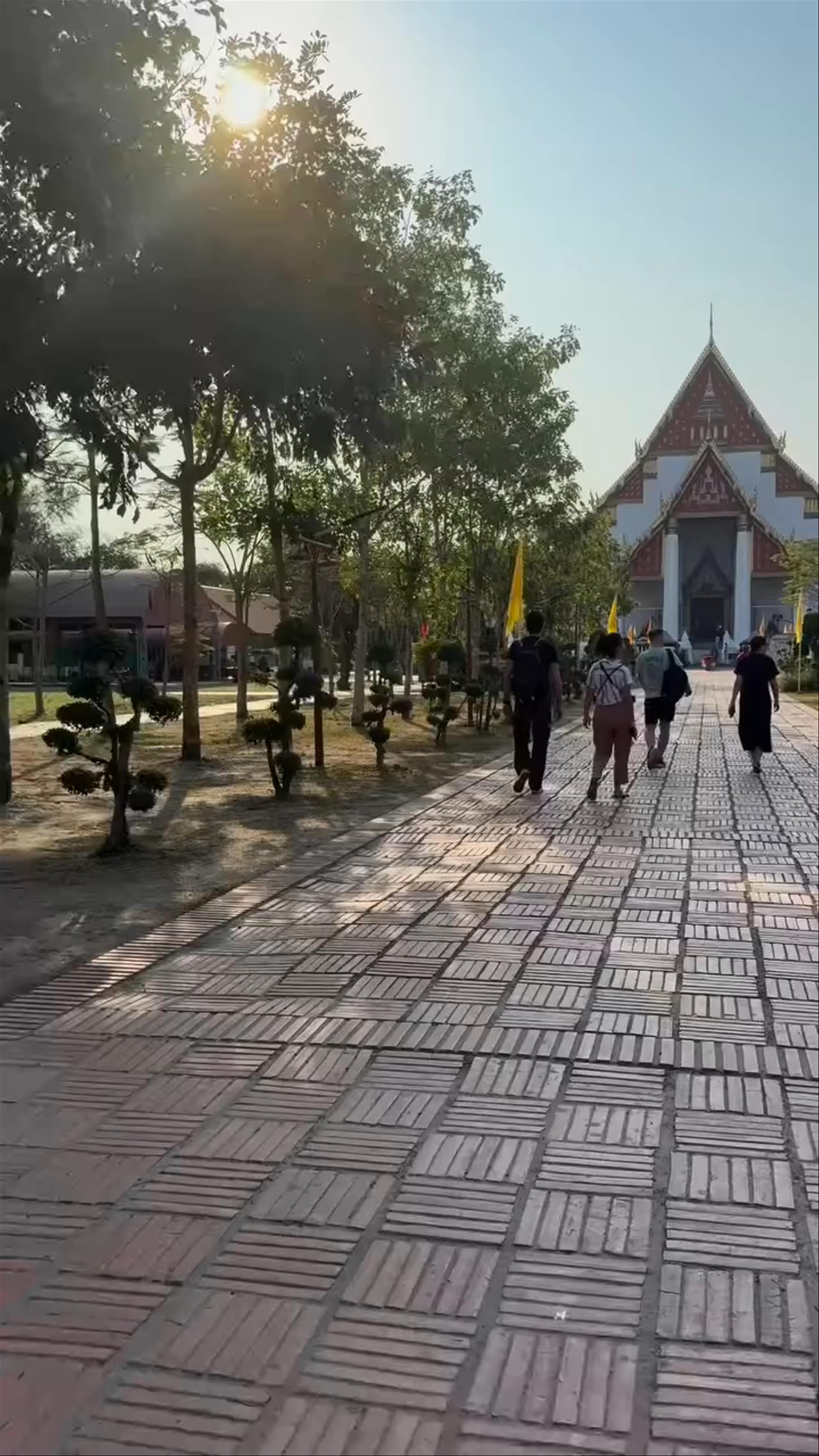 Wihan Phra Mongkhon Bophit