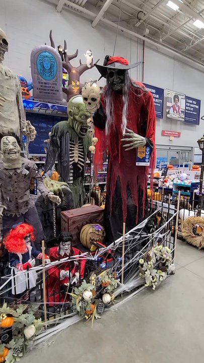 Lowe's Home Improvement - Hardware Stores Near Me - Clermont, Florida