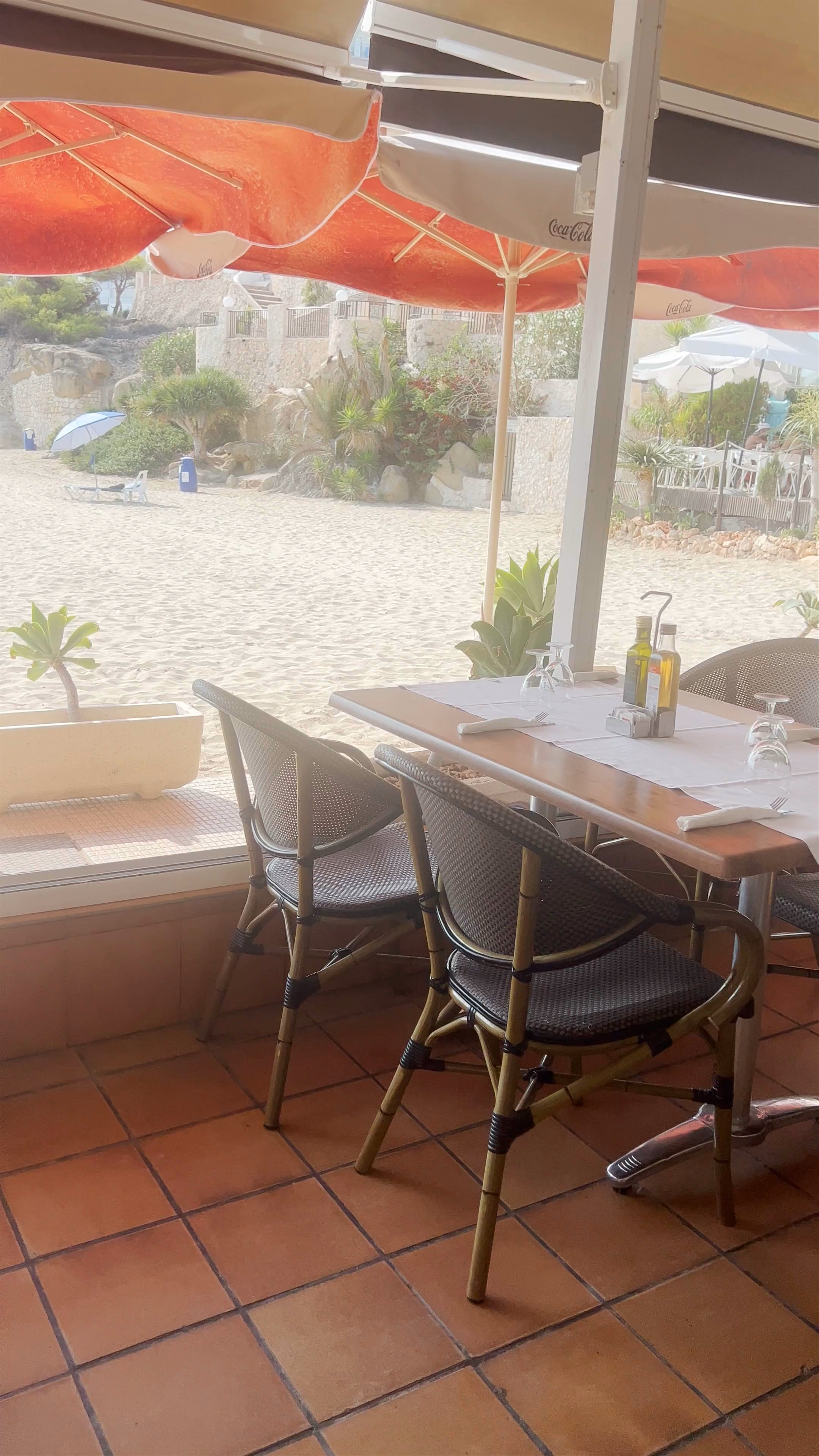 Beachfront Dining at BAR RESTAURANTE Las Barcas, Calp