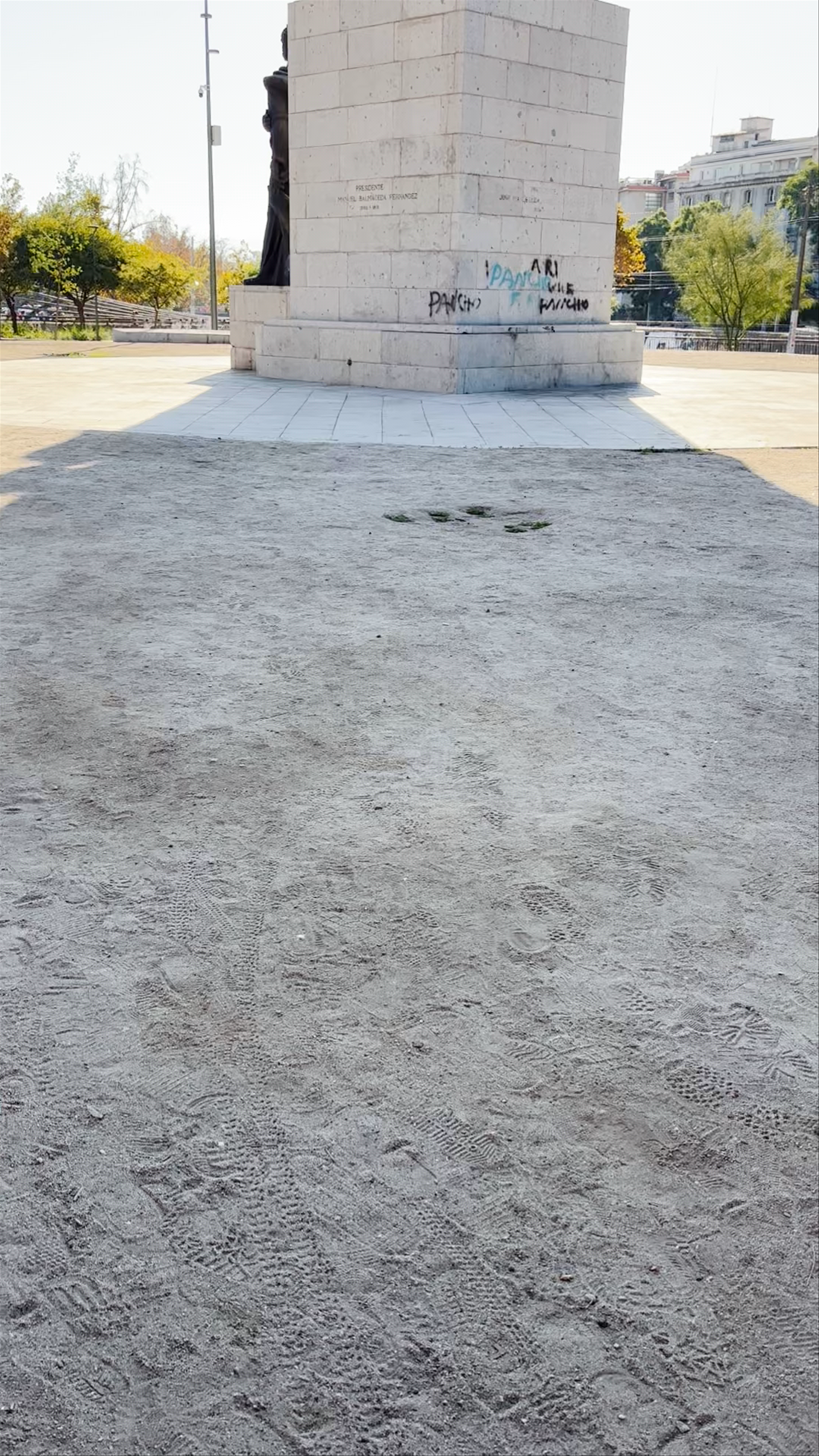 Obelisco al Presidente Balmaceda - Avenida Providencia