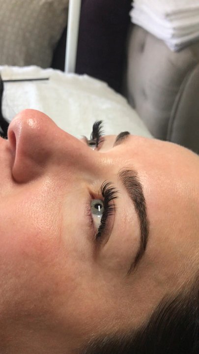 Lashé - Volume - Makeup Artists Near Me