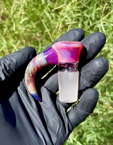 Preview pic of Double Rainbow over Icey White Satin/Telemagenta/AP 18mm slide