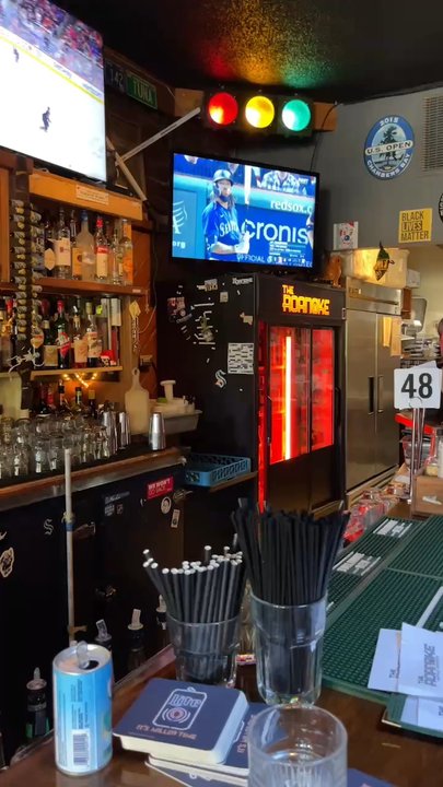 The Roanoke - Dive Bars Near Me - Seattle, Washington
