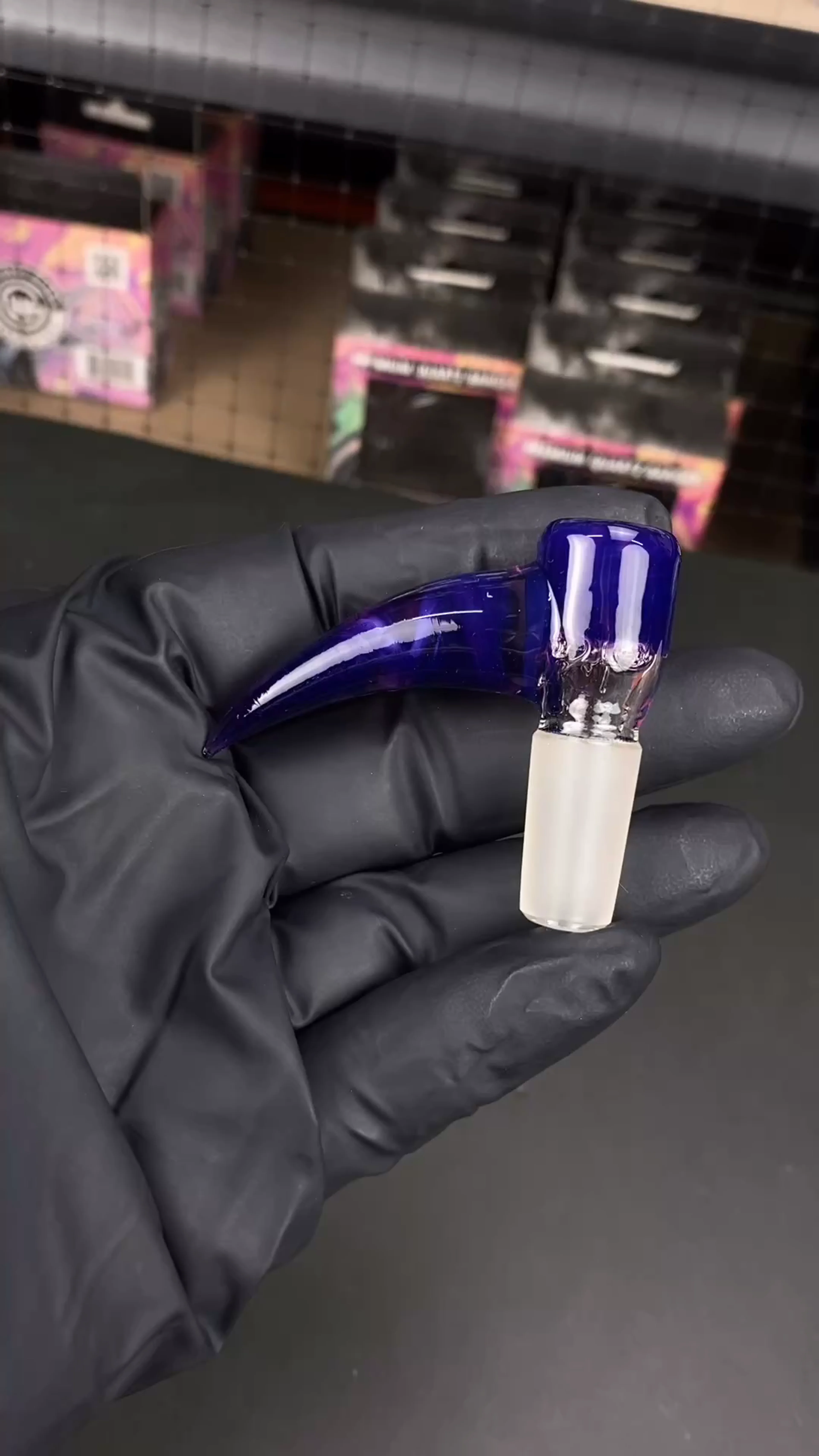 Preview pic of 14mm 4-Hole Glass Bowl Slide by Magizle