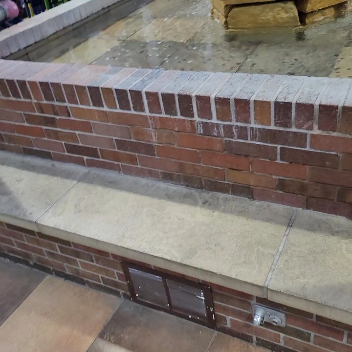 Casey's - January 21st 2023 video put at the wrong place this is the correct location it's the old center point travel plaza. No Sinclair signs - Pizza Near Me - Center Point, Iowa