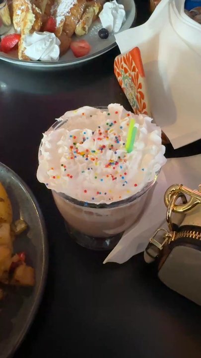 Kikey's Cafe - Birthday brunch date with my partner. - Breakfast & Brunch Near Me - Burien, Washington