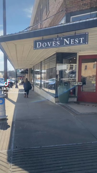 The Dove's Nest - My TikTok review for The Dives Nest - New American Near Me - Waxahachie, Texas