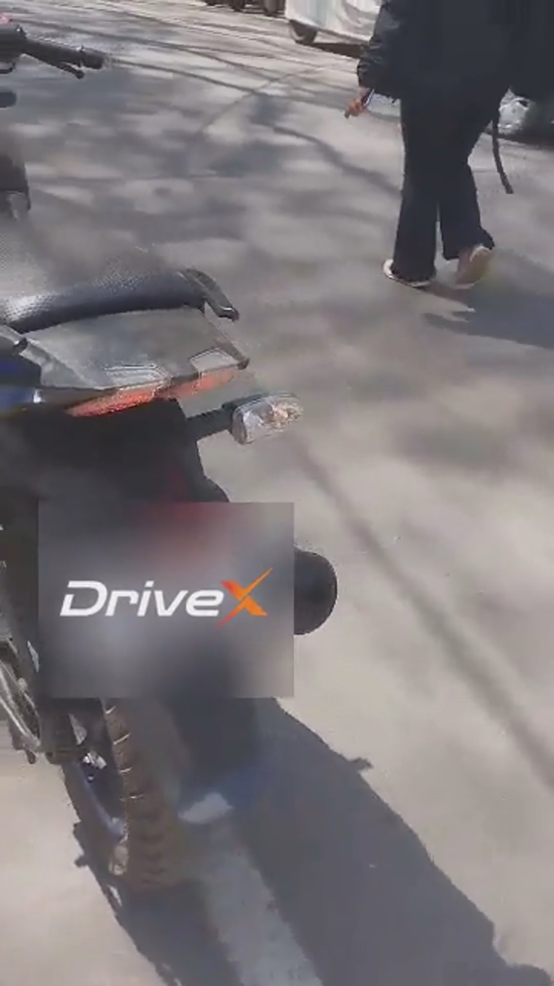 Walk-around video thumbnail