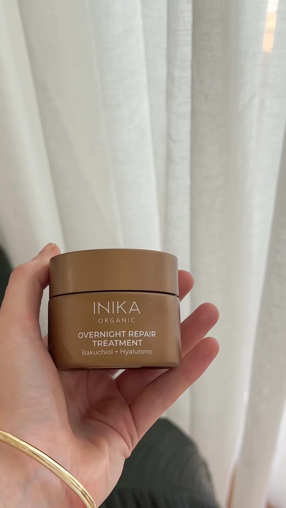 Glowing skin in 3 steps