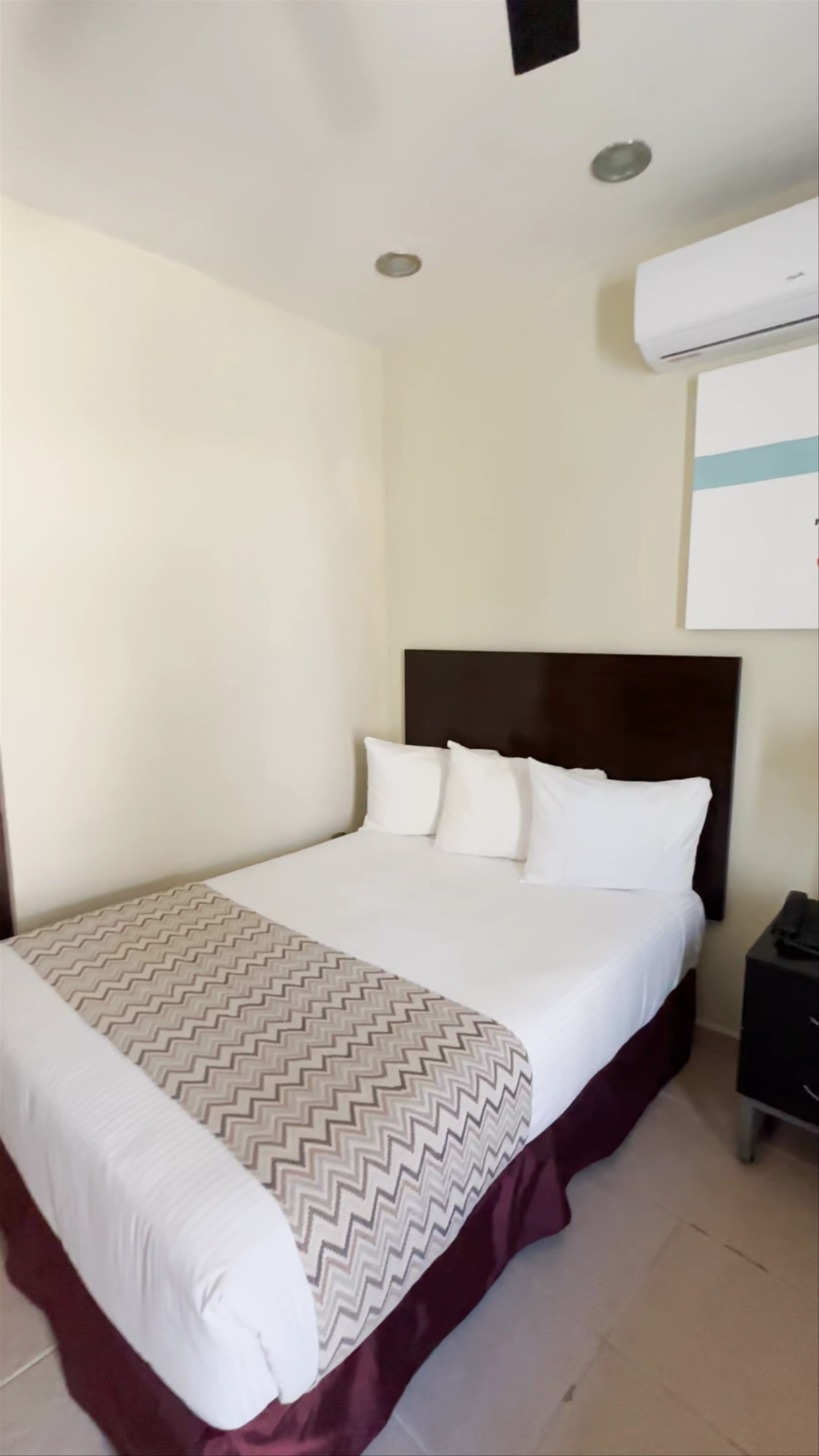 H177 Hotel