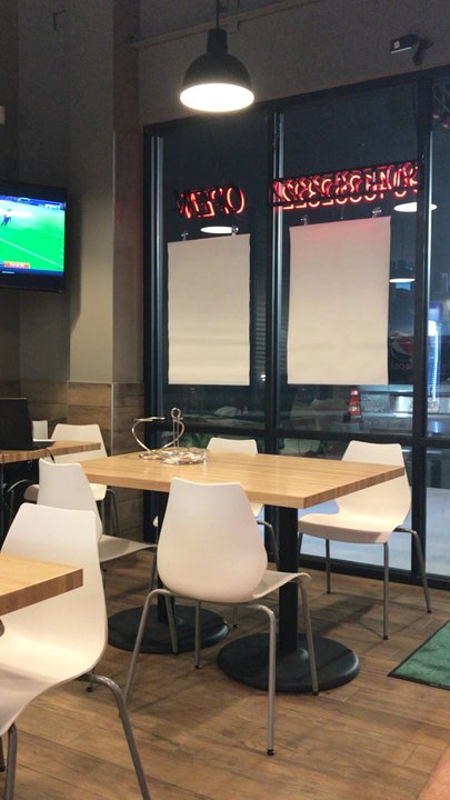 Marco's Pizza - Seating area - Pizza Near Me - Jacksonville, Florida