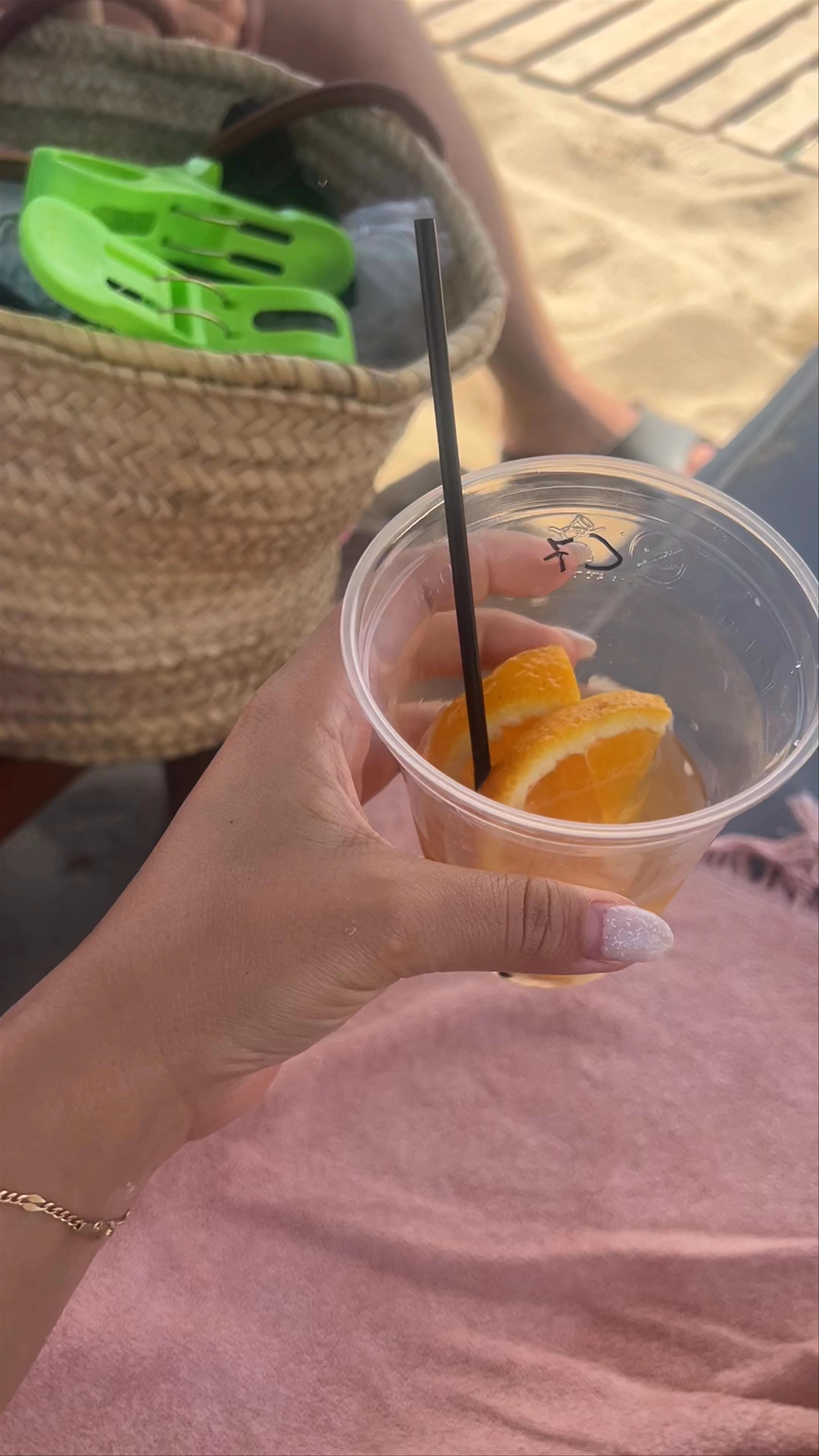 Mango Beach Bar