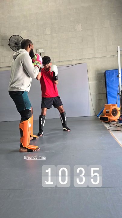 Round 5 - Kickboxing Near Me - Hialeah, Florida