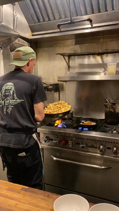 R Kitchen - New American Near Me - Charleston, South Carolina