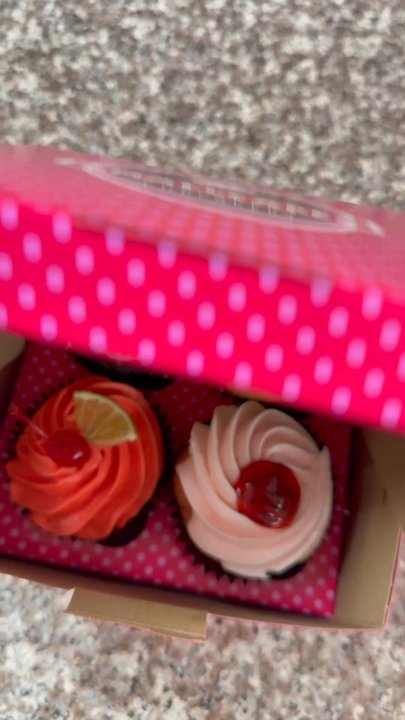 SmallCakes Omaha - Cupcakes Near Me - Papillion, Nebraska