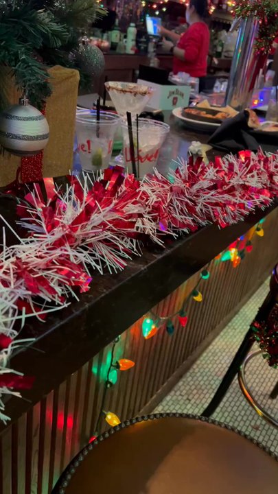 Live - Service was terrible for us to come here to be in the Holliday spirits, the place was left like a dump - Venues & Event Spaces Near Me - Atlanta, Georgia