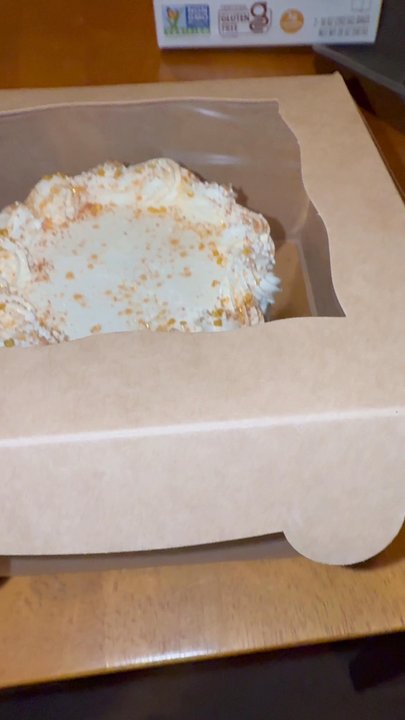 Pu'uwai Aloha Bakery - custom carrot cake with gold flakes - Bakeries Near Me - Honolulu, Hawaii