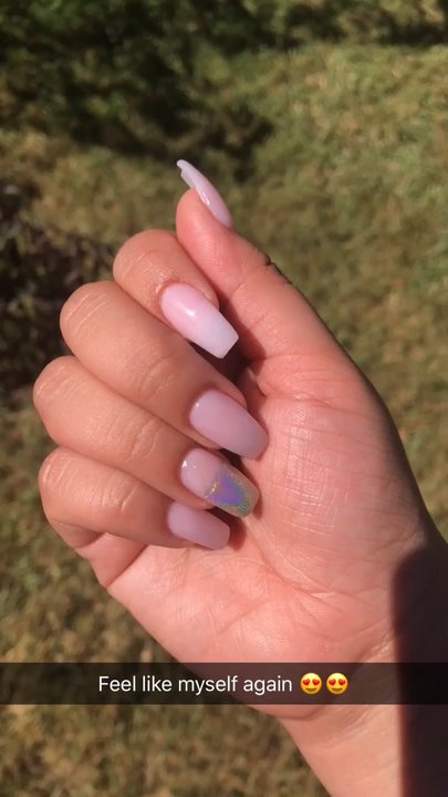 L & T Nails - Nail Salons Near Me - West Babylon, New York