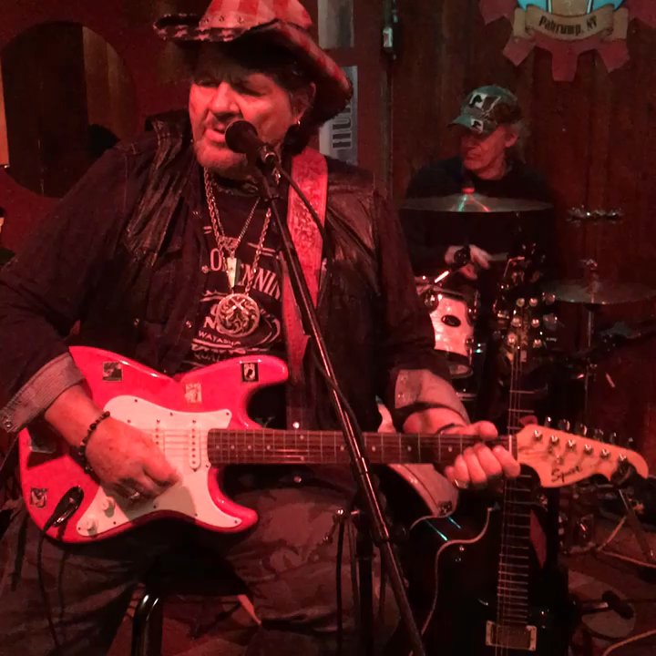 The Hubb - Dean West at THE HUBB BAR AND GRILL - Karaoke Near Me - Pahrump, Nevada