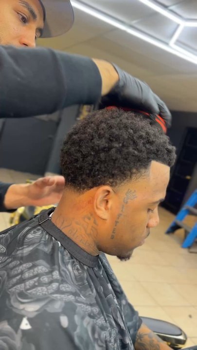 Local Barbers Royalty - Barbers Near Me - Long Beach, California