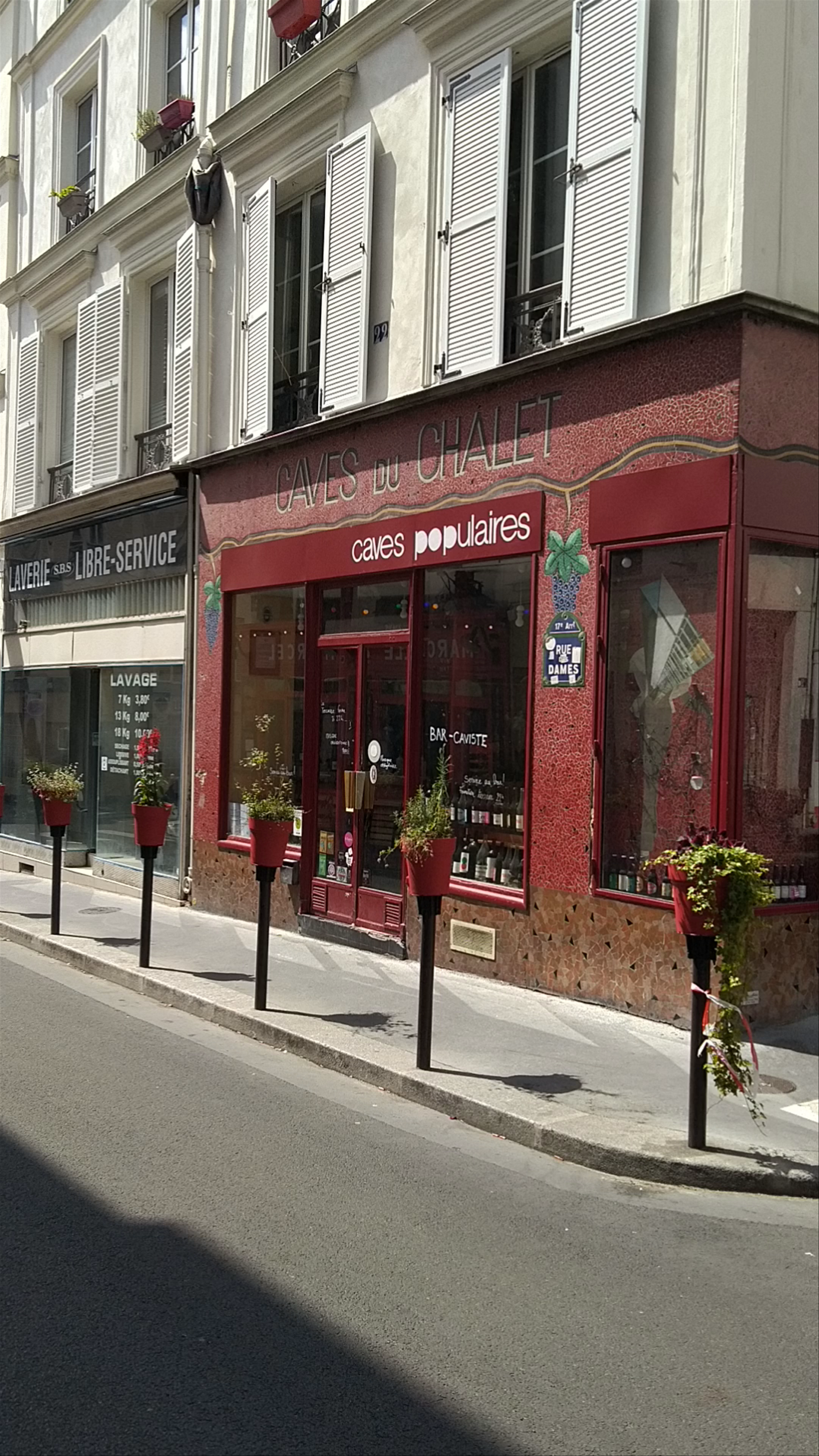 Quaint Parisian Corner on Rue des Dames